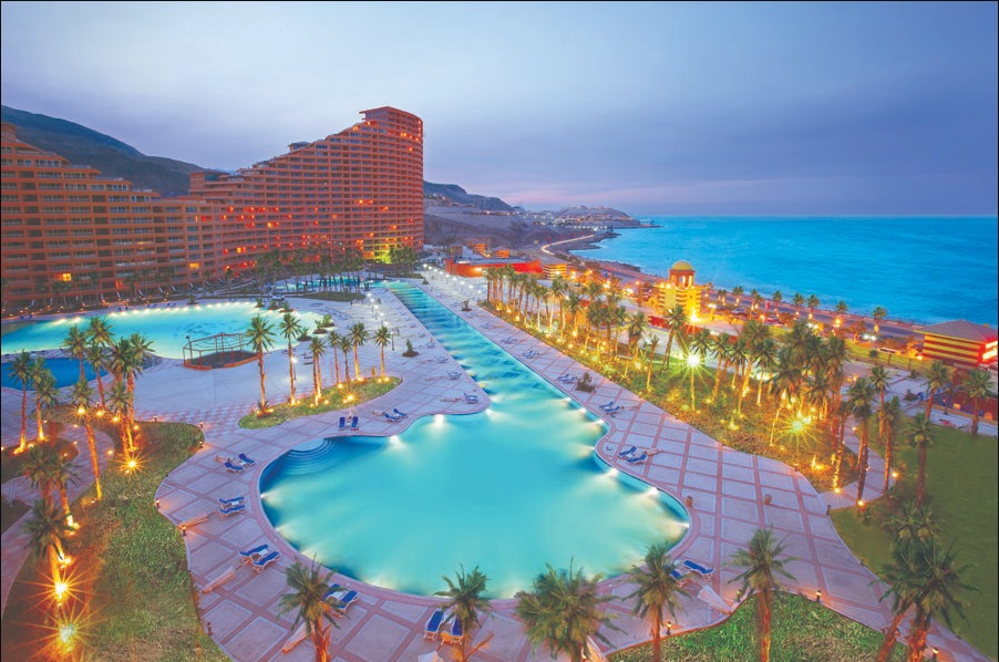 مساحات خضراء بمنتجع بورتو السخنة